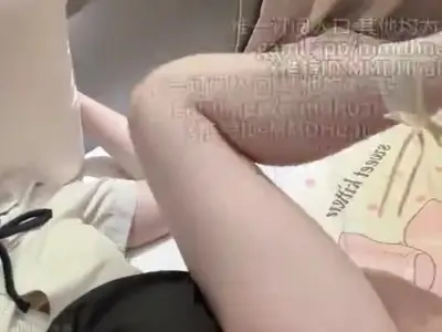 放学后的妹妹打开双腿等待哥哥进入-萌萌的坏