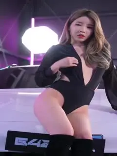 #精选 #车模 问: 这是什么车?